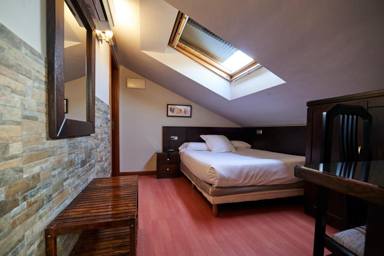 Hotel Villalegre Avilés Екстериор снимка