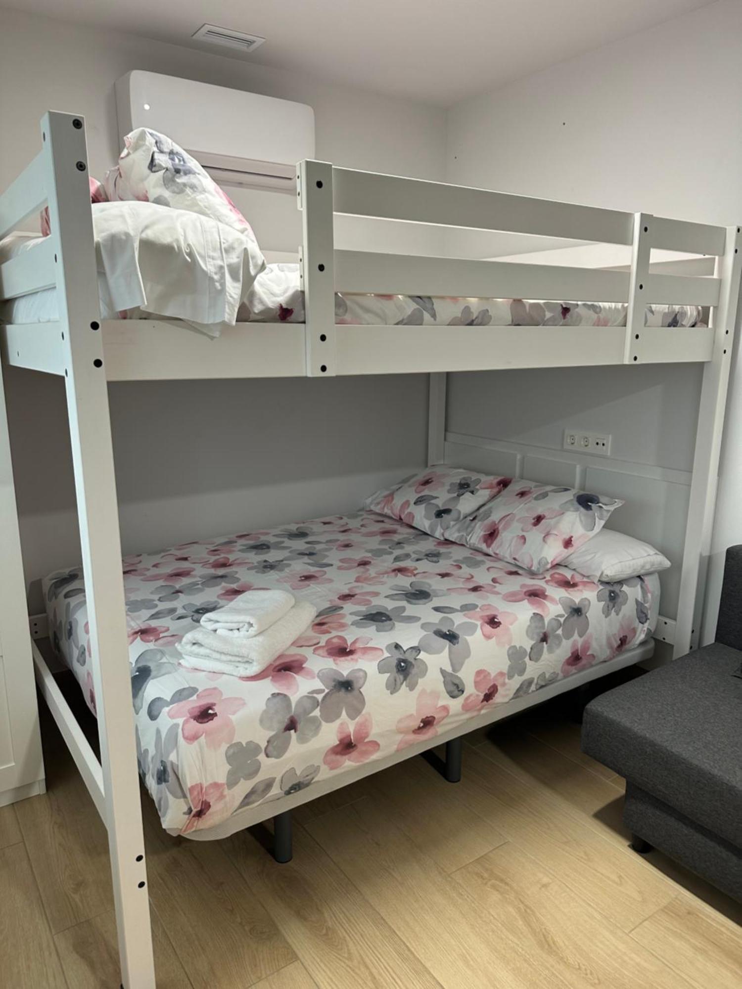 Hotel Villalegre Avilés Екстериор снимка