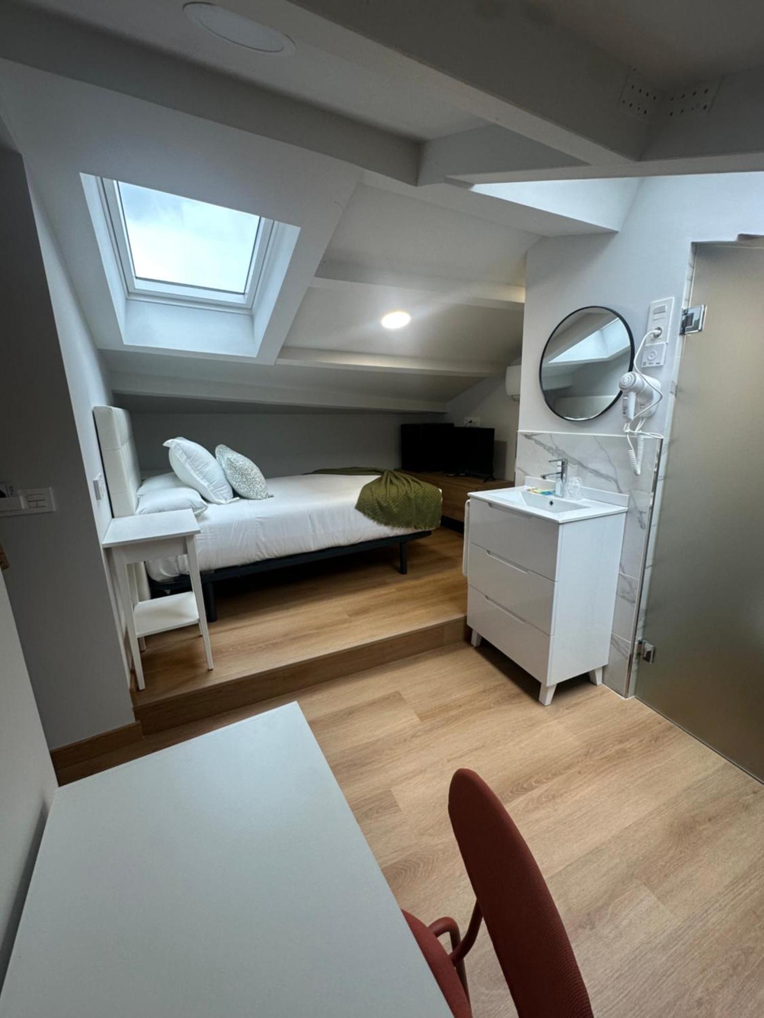 Hotel Villalegre Avilés Екстериор снимка