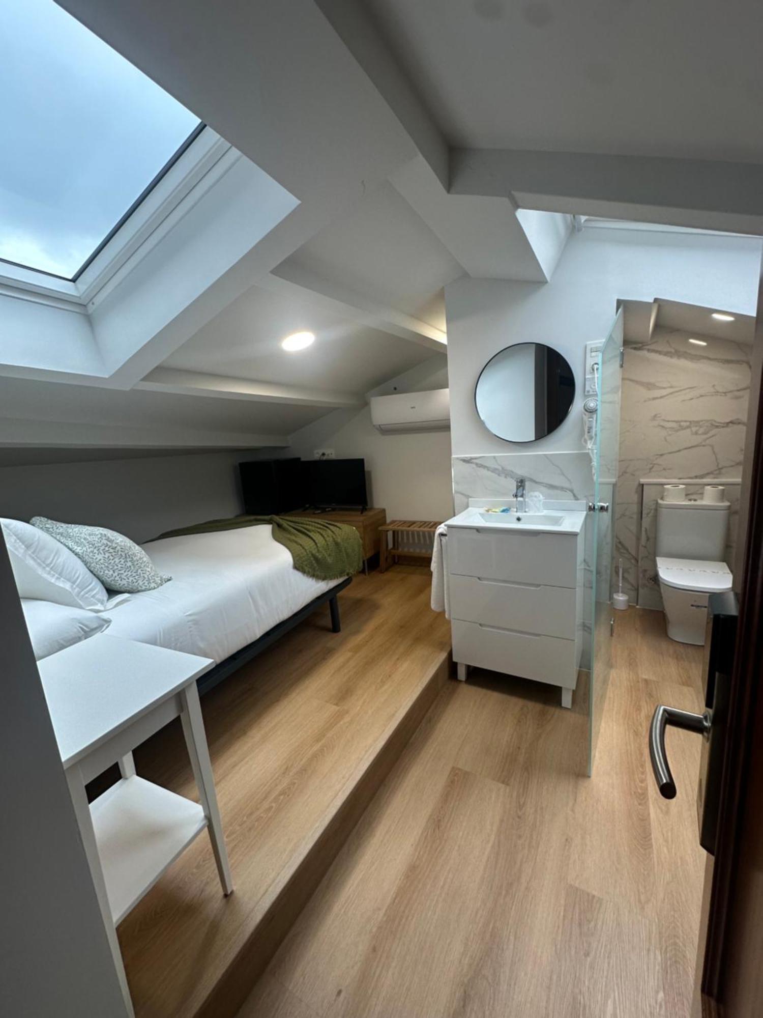 Hotel Villalegre Avilés Екстериор снимка